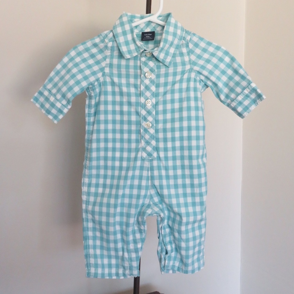 Gap 0-3m Baby Shorty One Piece, Gently Used